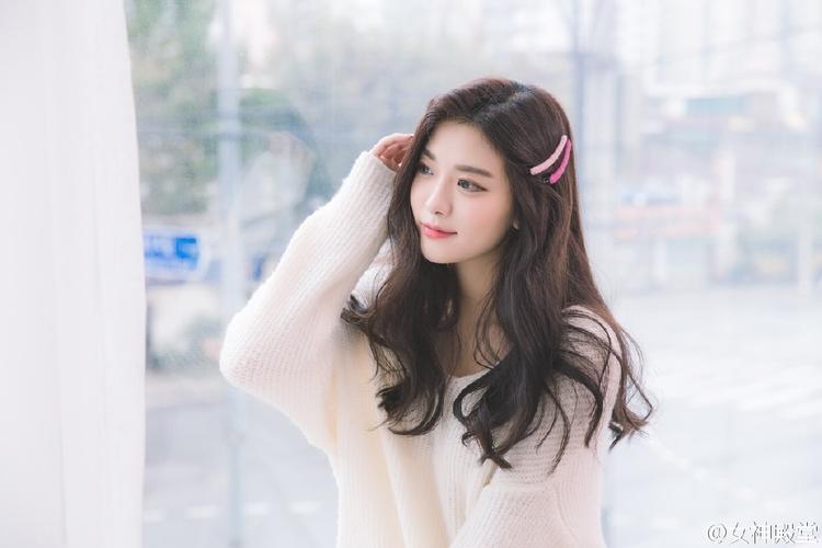 “故园行·粤港澳大湾区文化寻根主题摄影展暨新书首发式”在香港举行